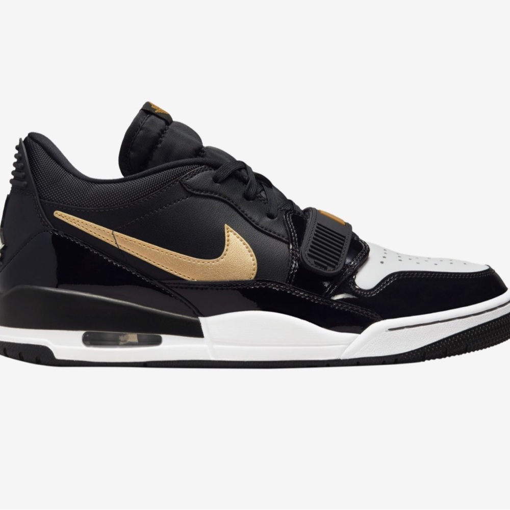 NWT - 6Y - Jordan Legacy 312 Low